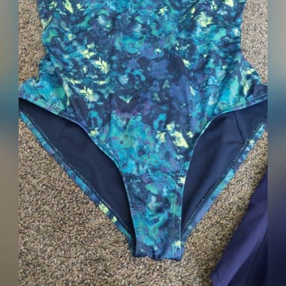 Nike 1 Pc Earthdye U Back Swimsuit & Shorts Beach Athleisure Resortwear L/XL - Picture 5 of 10